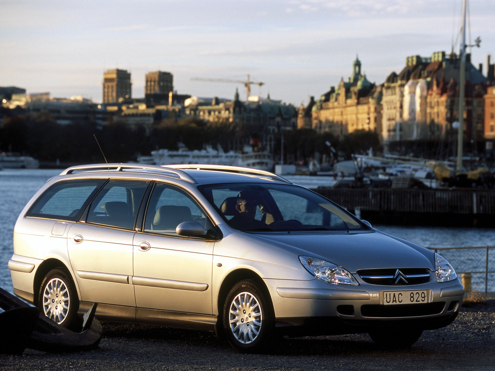 Citroen C5 Estate photo 24