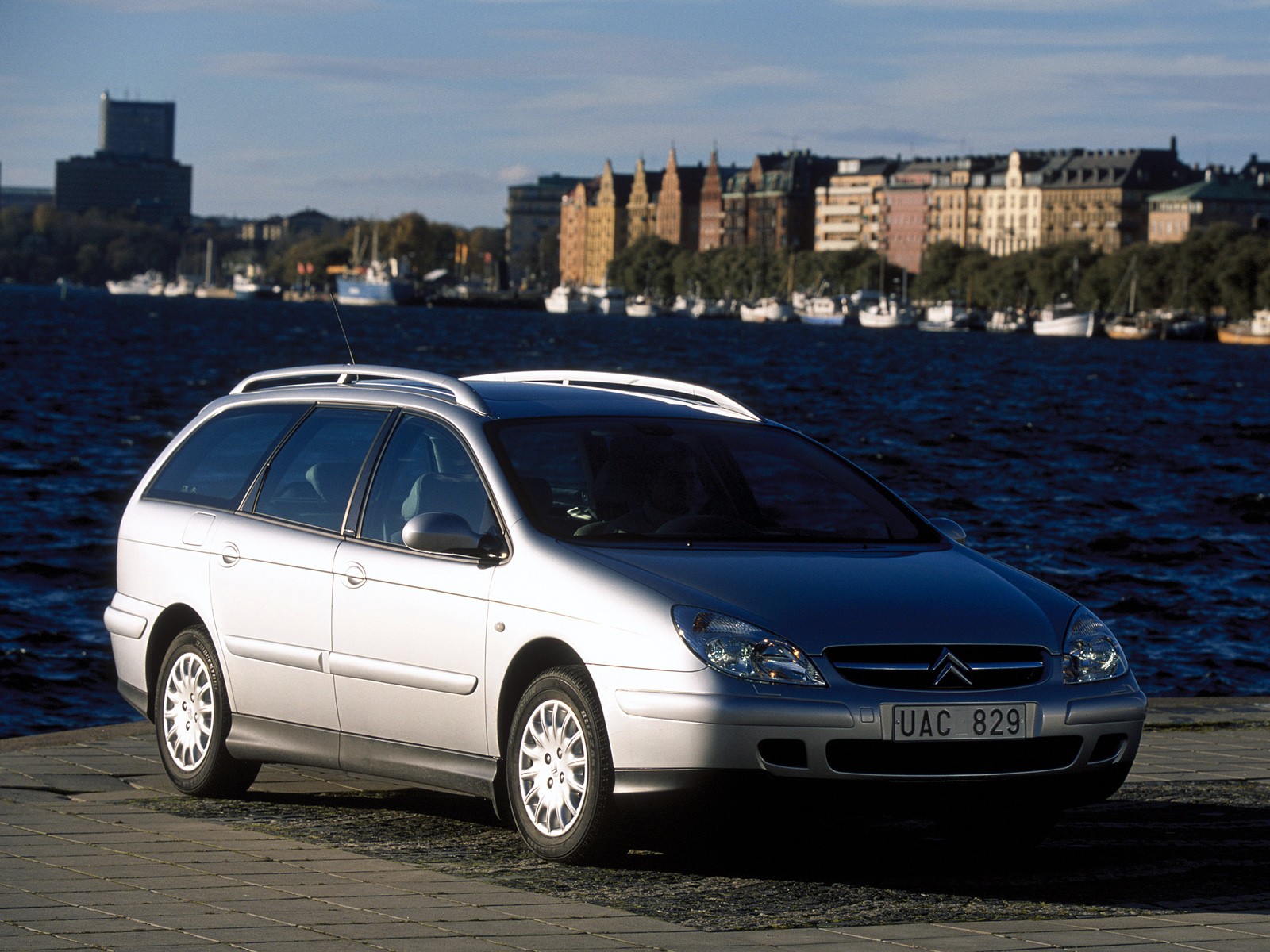 Citroen C5 Estate photo 25
