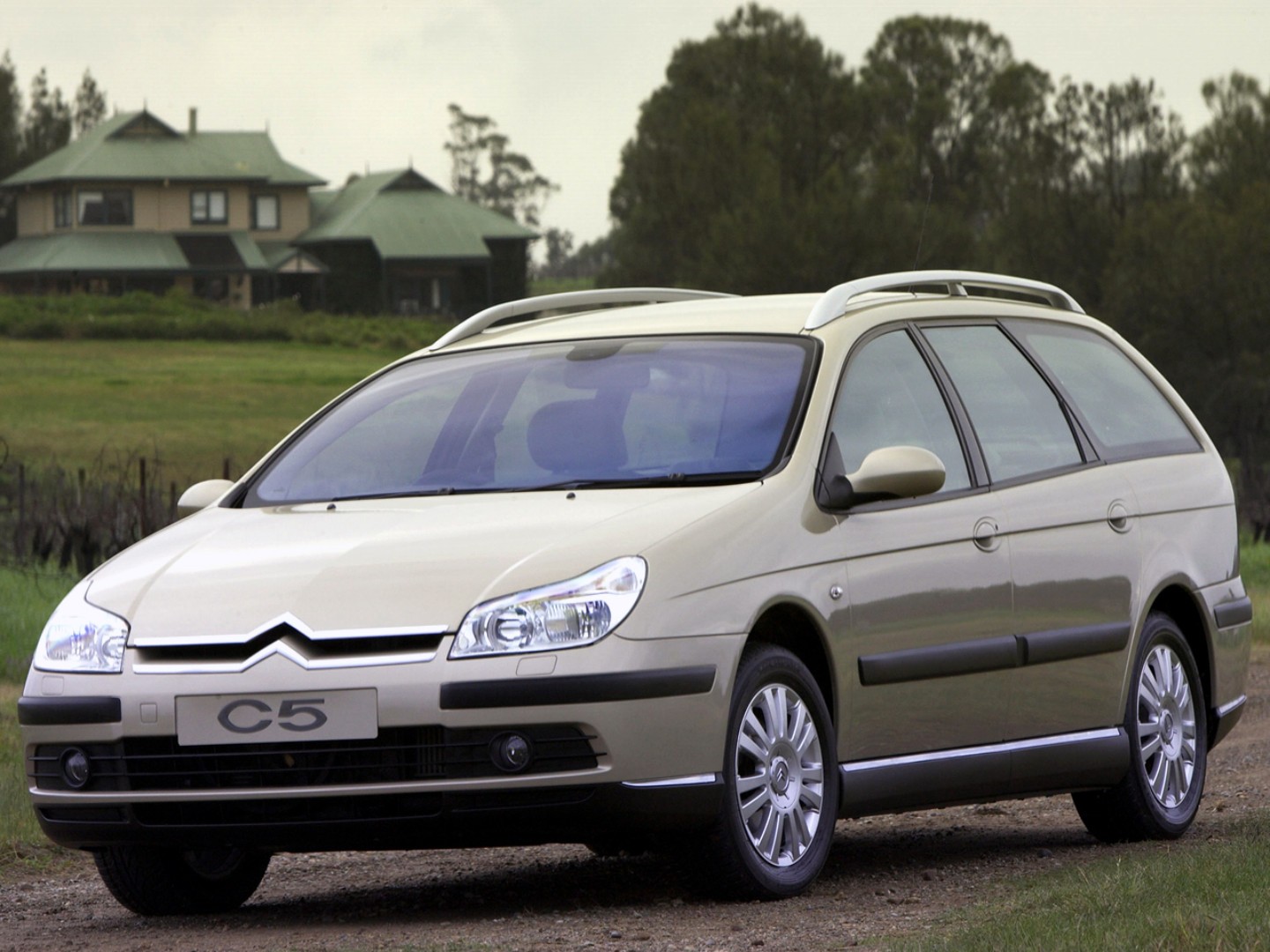 Citroen C5 Estate photo 20
