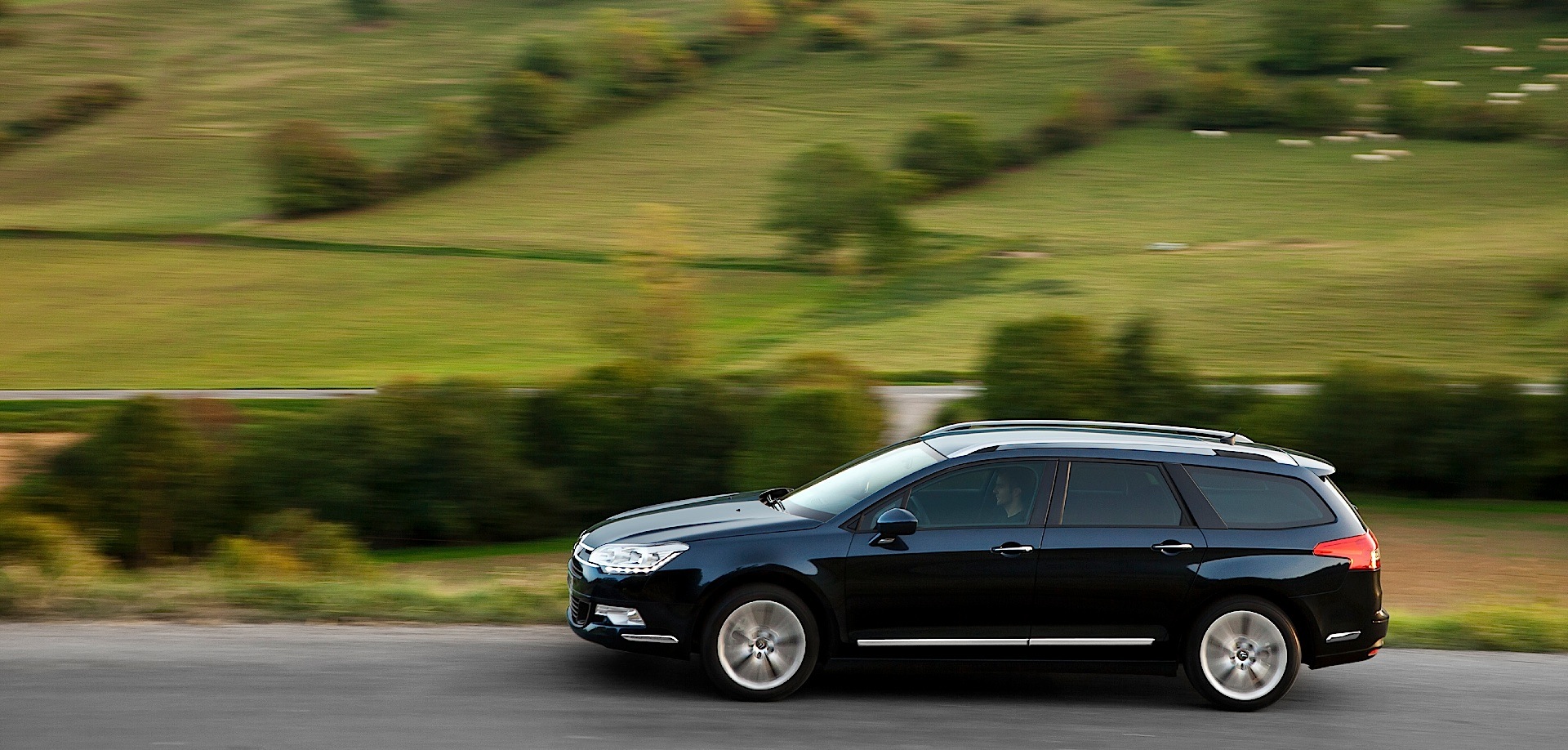 Citroen C5 Estate photo 11