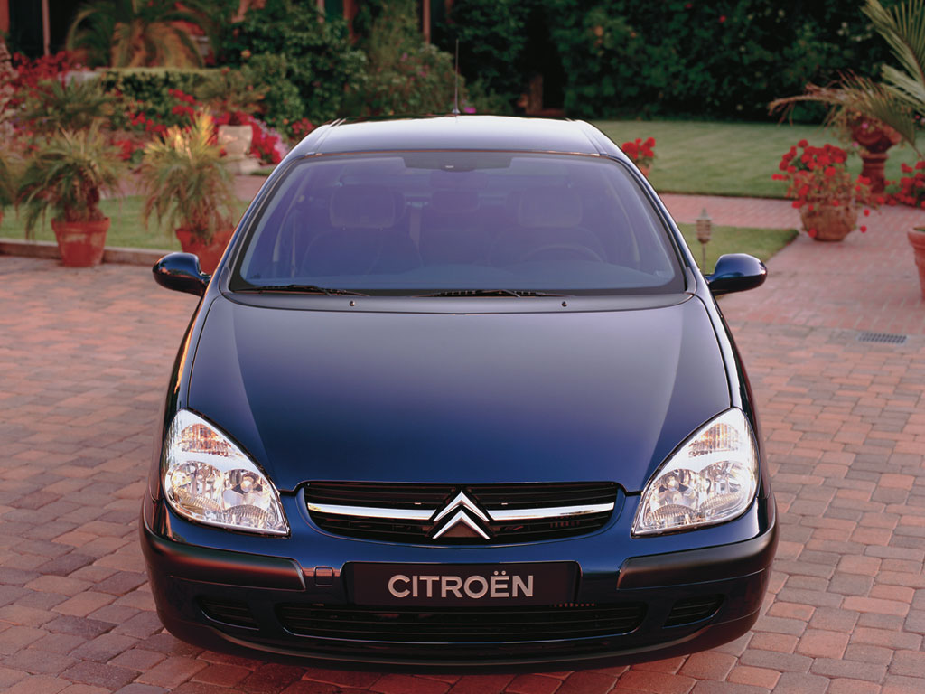 Citroen C5 Liftback photo 9