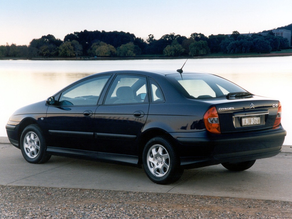 Citroen C5 Liftback photo 15