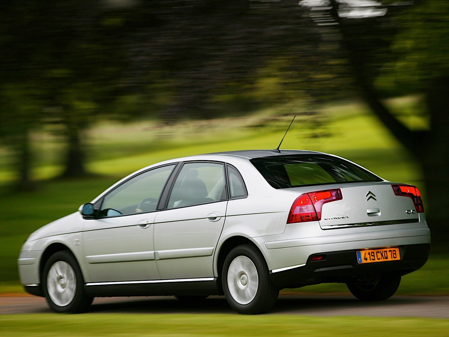 Citroen C5 Liftback photo 9