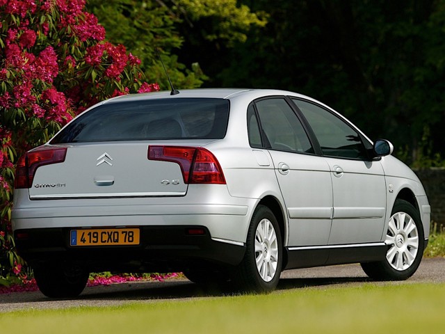 Citroen C5 Liftback photo 11