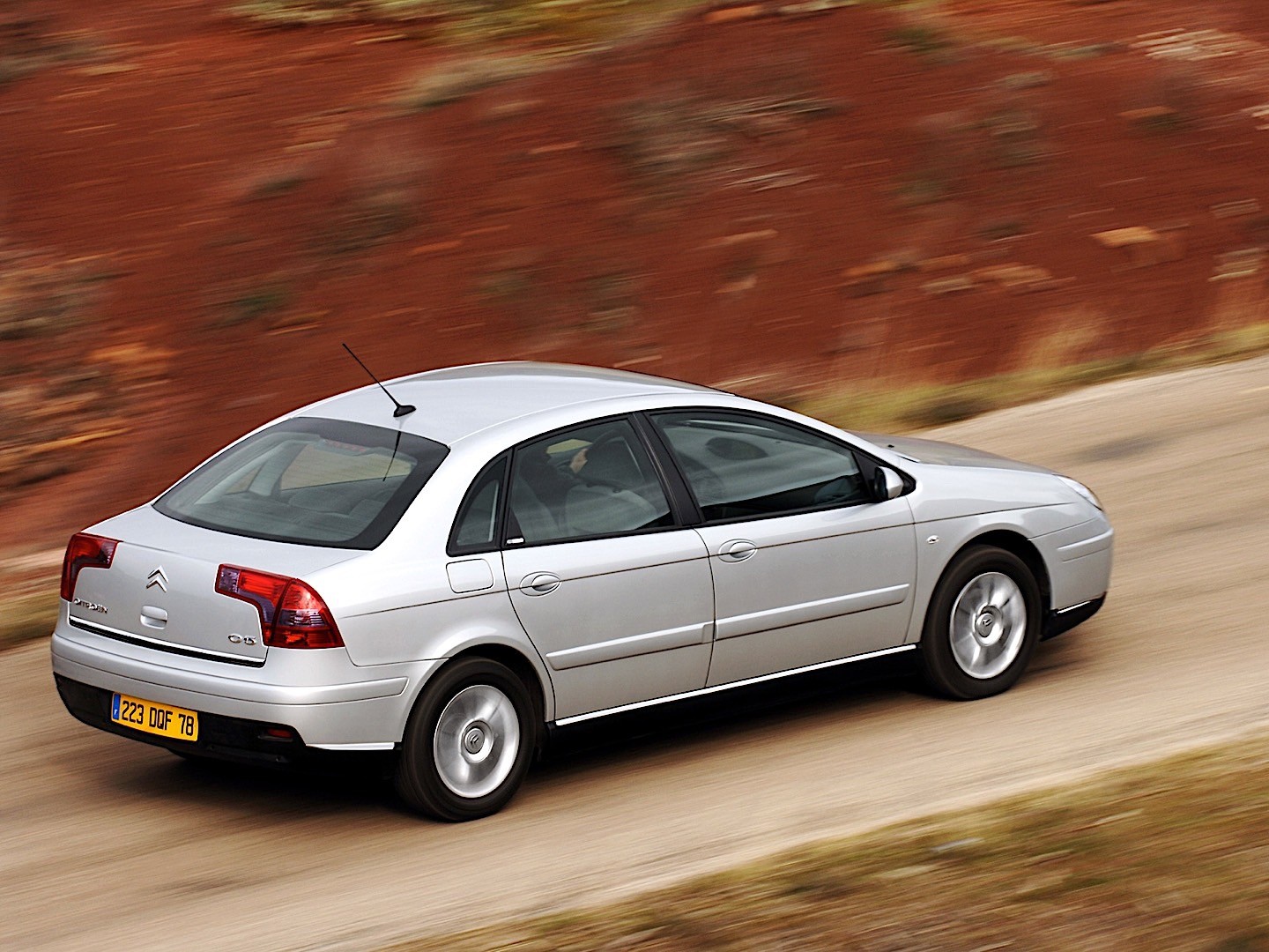 Citroen C5 Liftback photo 21