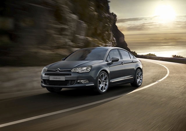 Citroen C5 Sedan photo 14