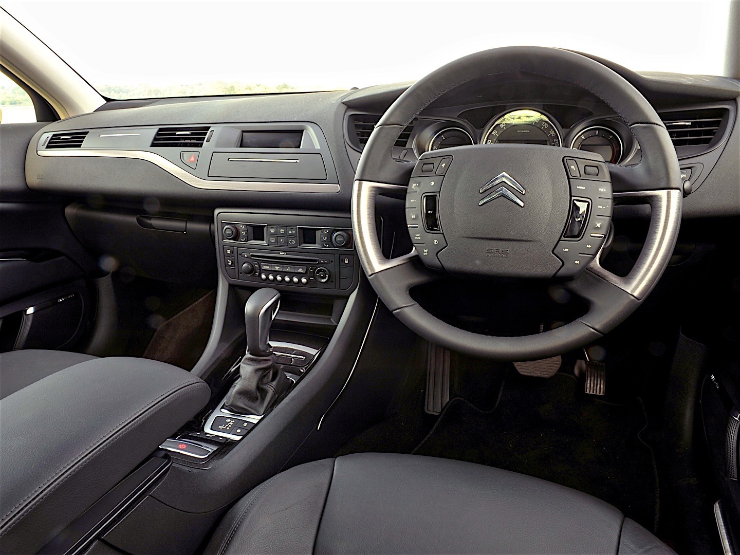 Citroen C5 Sedan photo 79