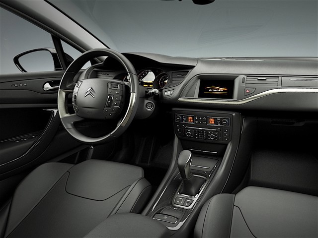 Citroen C5 Sedan photo 81