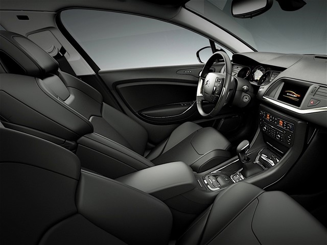 Citroen C5 Sedan photo 84