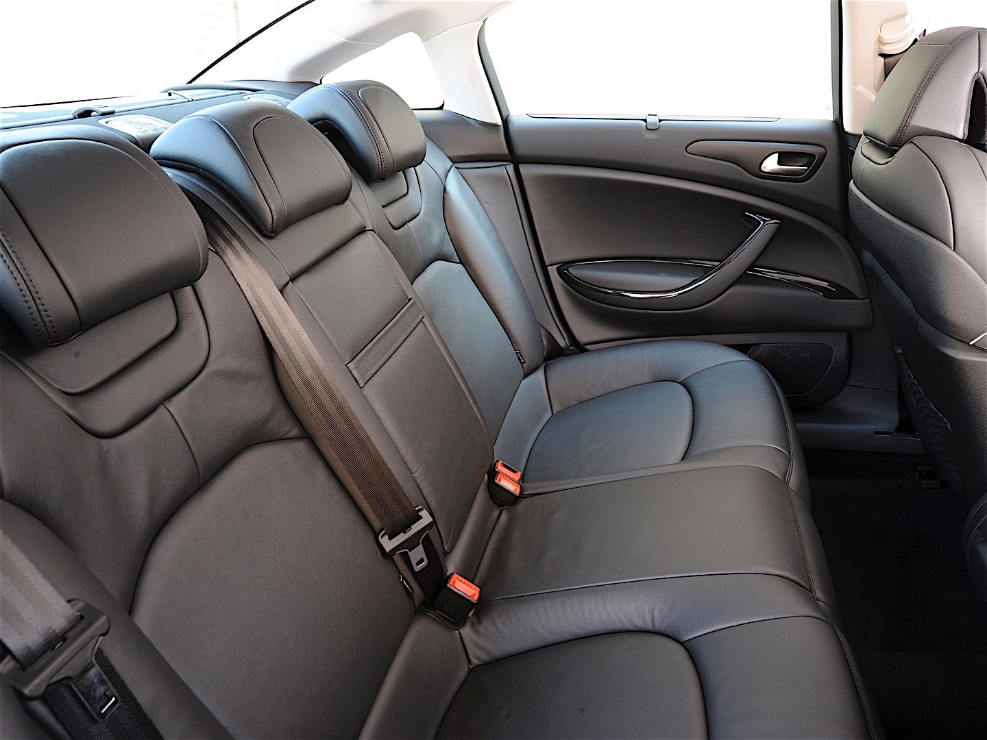 Citroen C5 Sedan photo 88