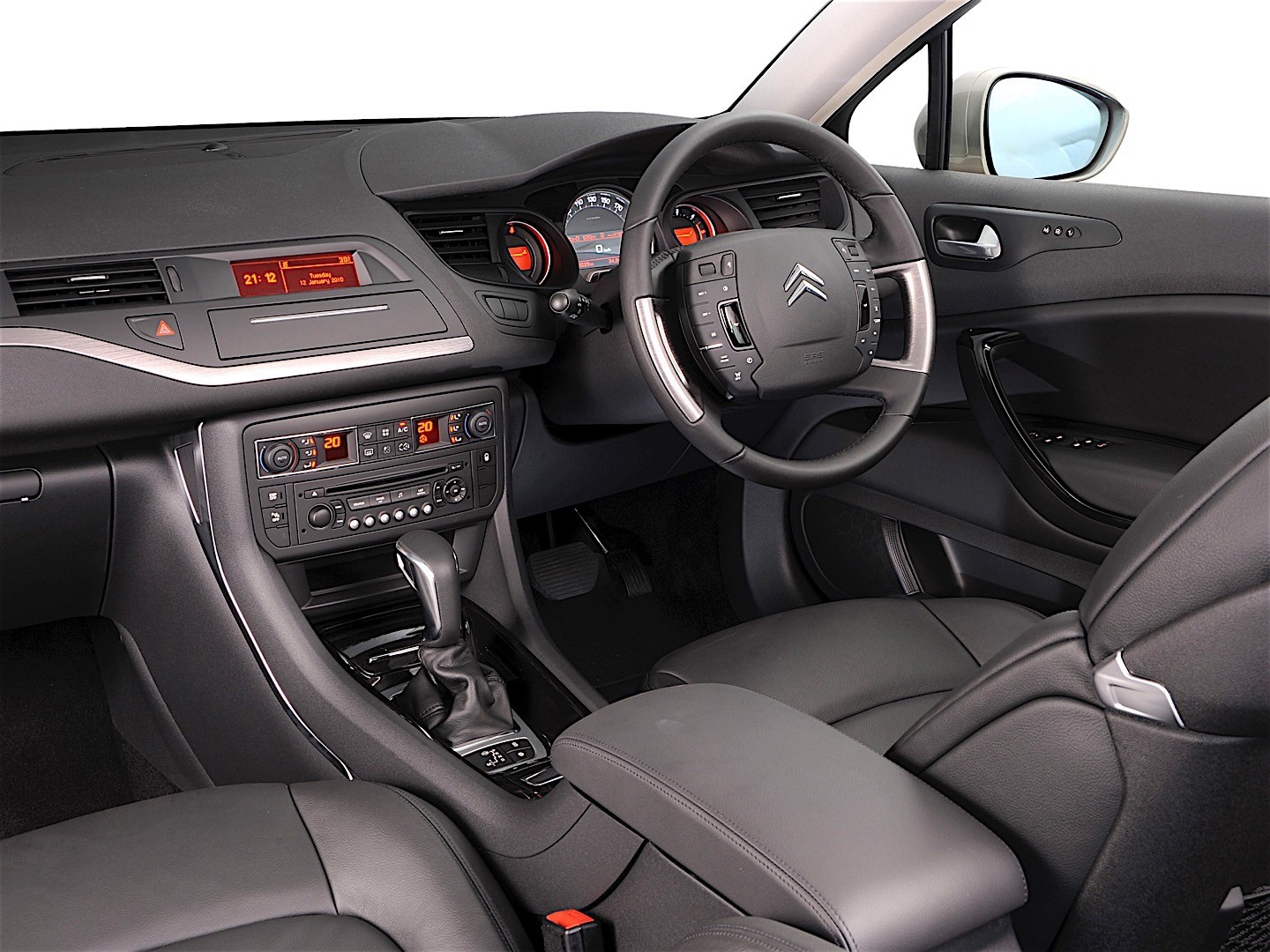 Citroen C5 Sedan photo 89