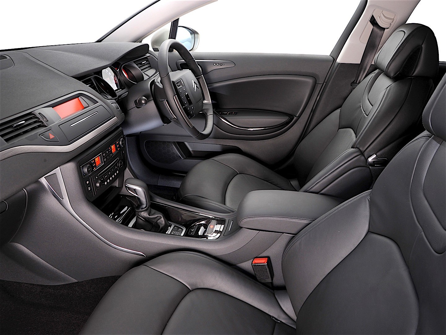 Citroen C5 Sedan photo 90