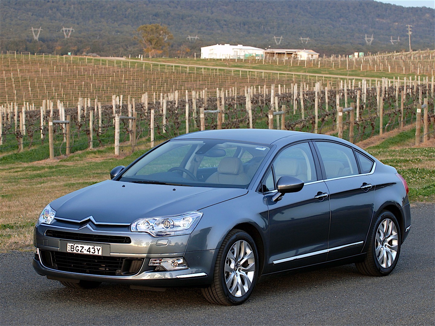 Citroen C5 Sedan photo 24