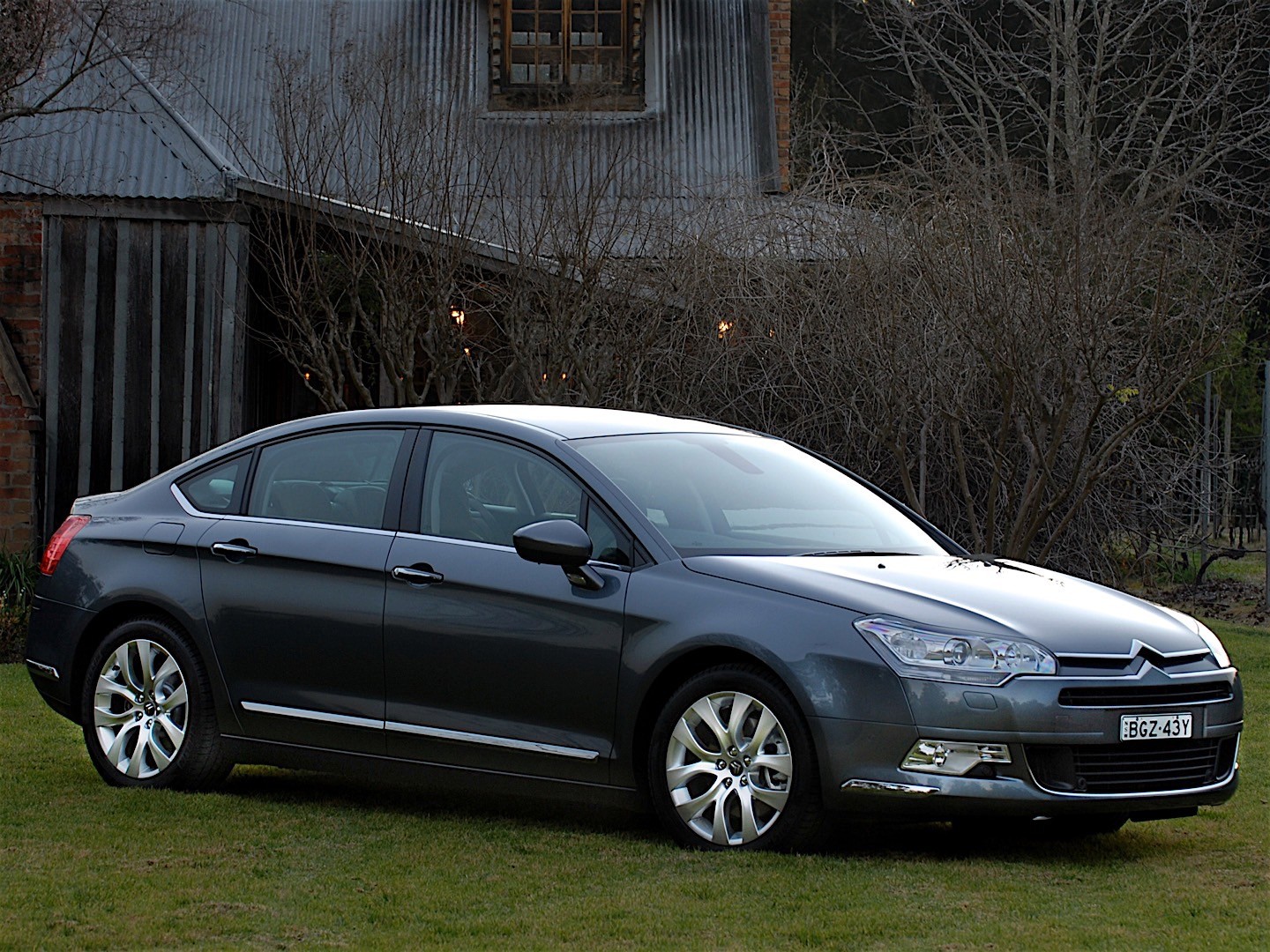Citroen C5 Sedan photo 40