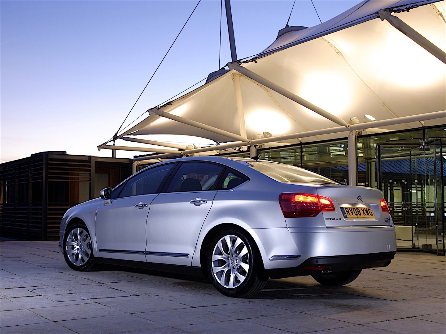 Citroen C5 Sedan photo 64