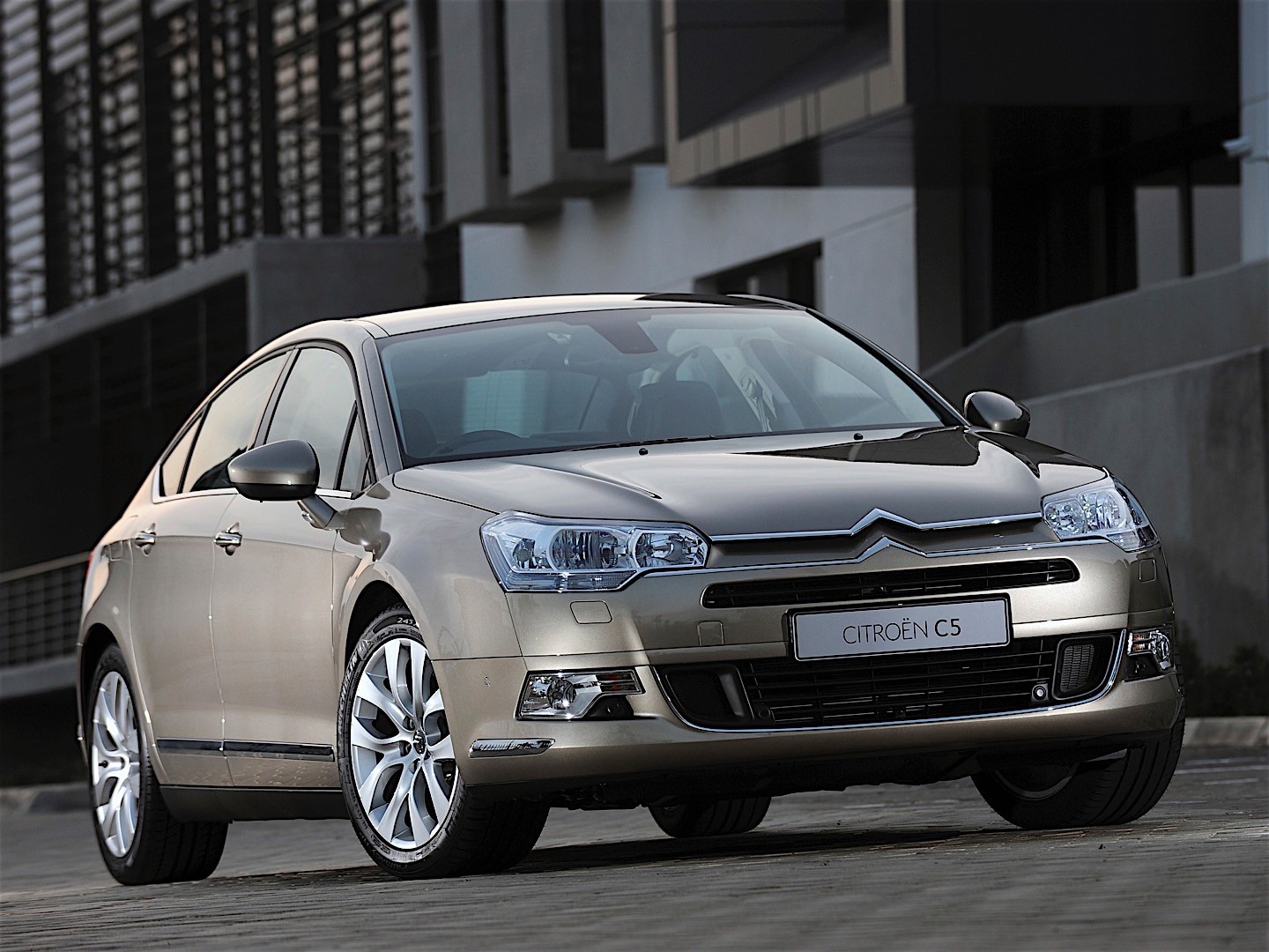 Citroen C5 Sedan photo 68