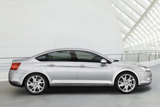 Citroen C5 Sedan photo 5