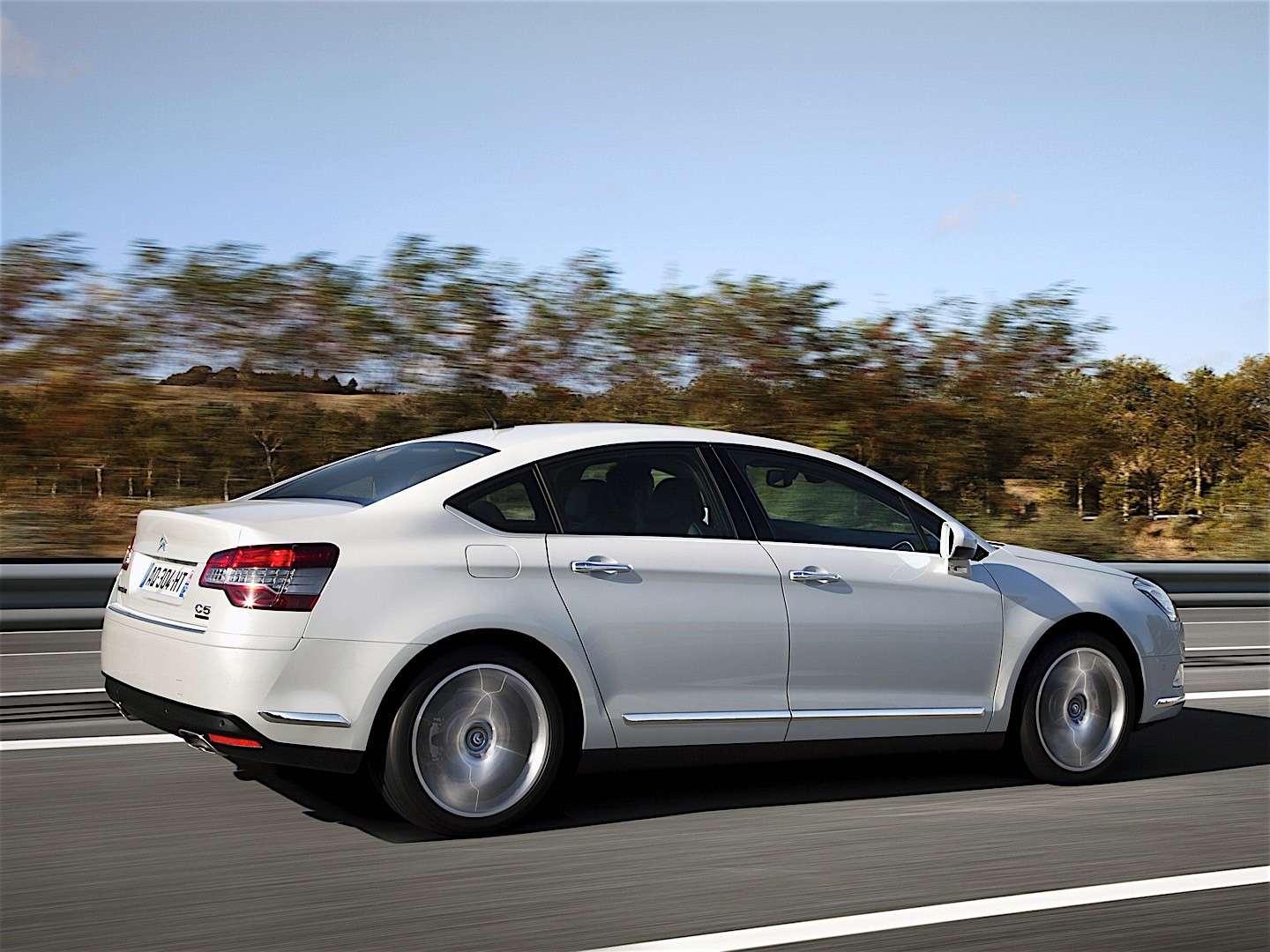 Citroen C5 Sedan photo 5