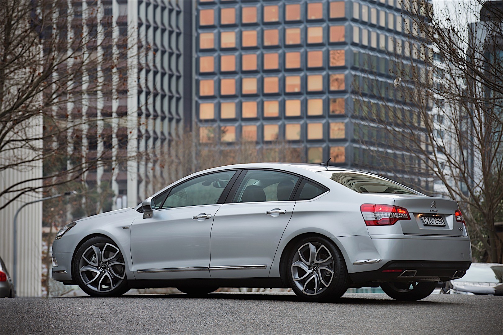 Citroen C5 Sedan photo 11