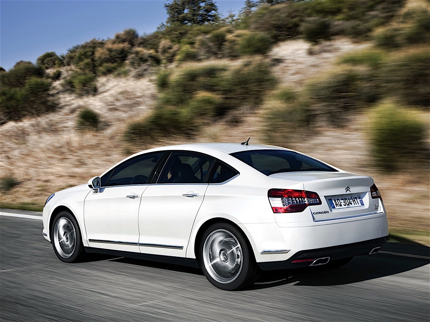 Citroen C5 Sedan photo 17