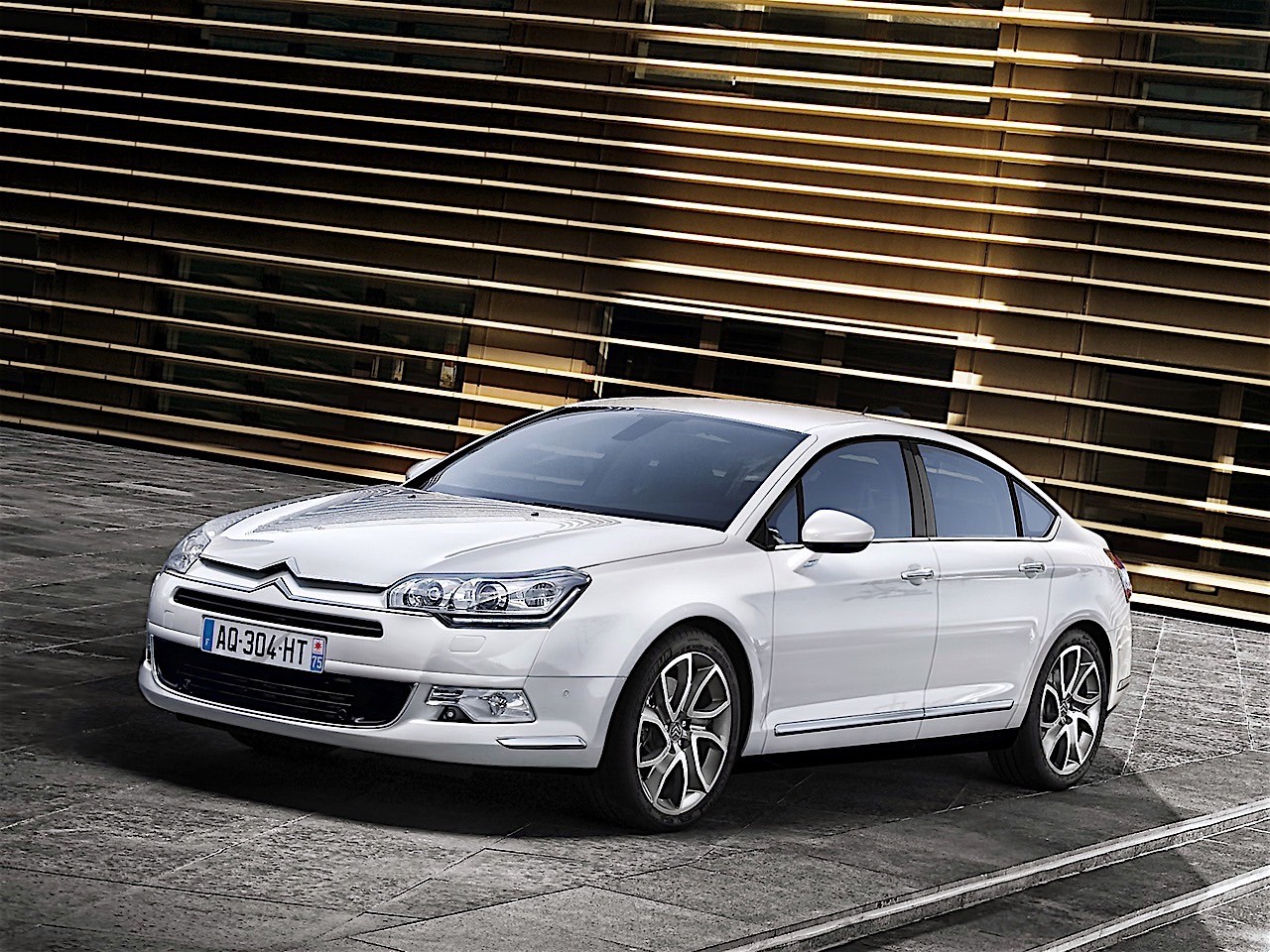 Citroen C5 Sedan photo 21