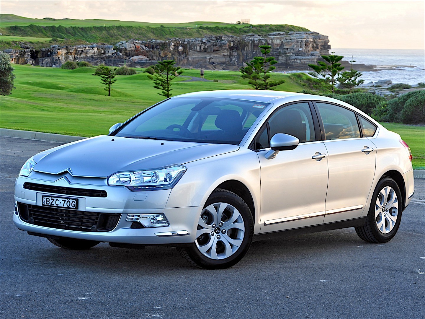 Citroen C5 Sedan photo 23