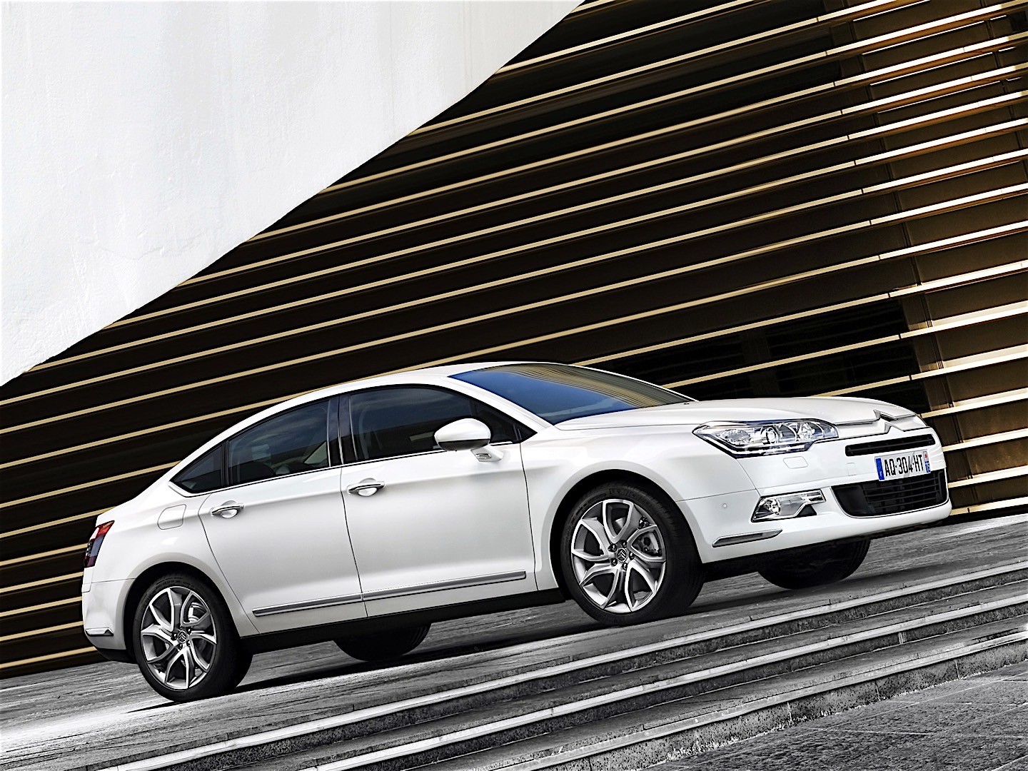 Citroen C5 Sedan photo 31