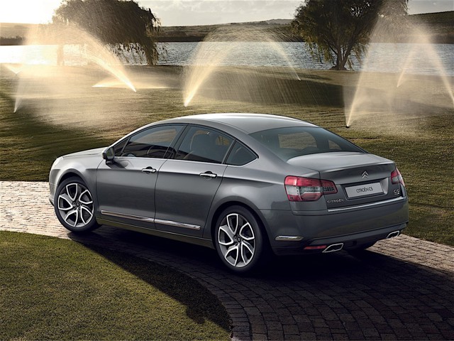 Citroen C5 Sedan photo 33