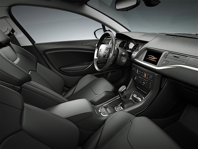 Citroen C5 Sedan photo 42