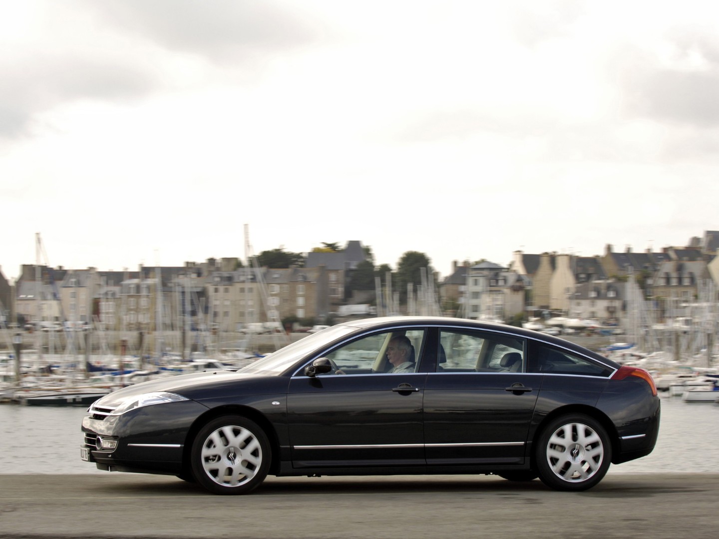 Citroen C6 photo 20