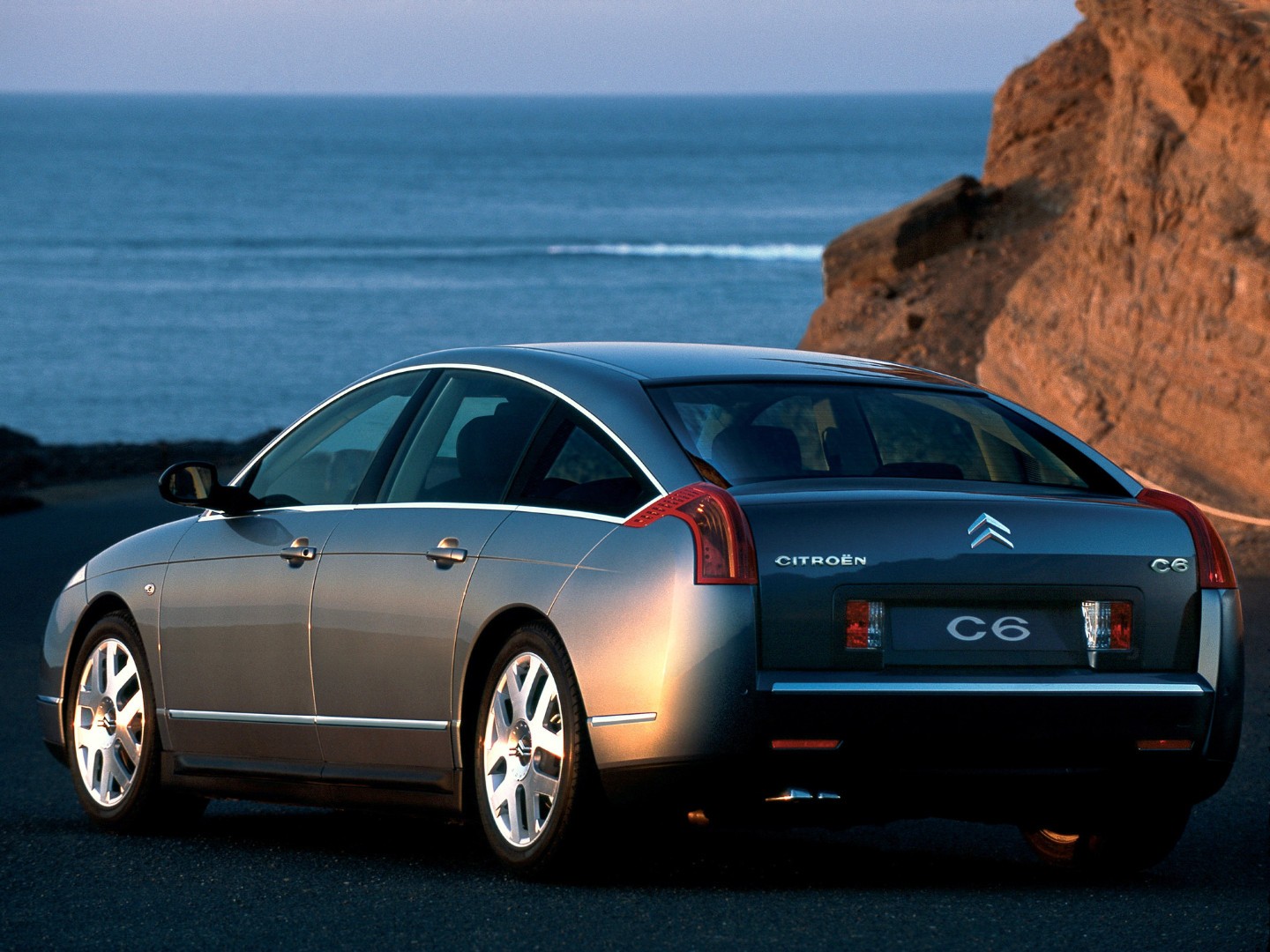 Citroen C6 photo 24