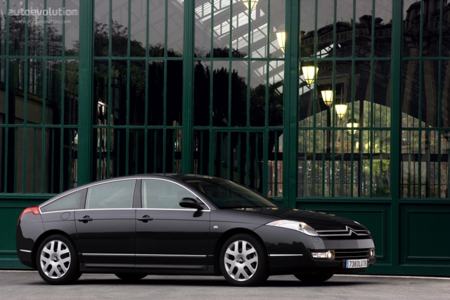Citroen C6 photo 2