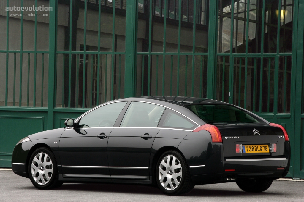Citroen C6 photo 8