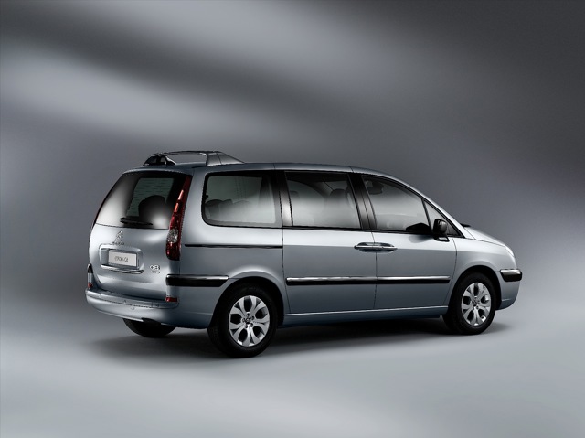 Citroen C8 photo 20