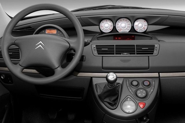 Citroen C8 photo 28
