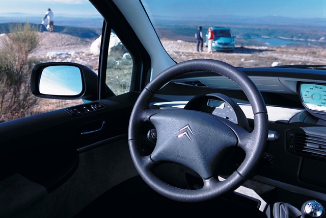 Citroen C8 photo 34