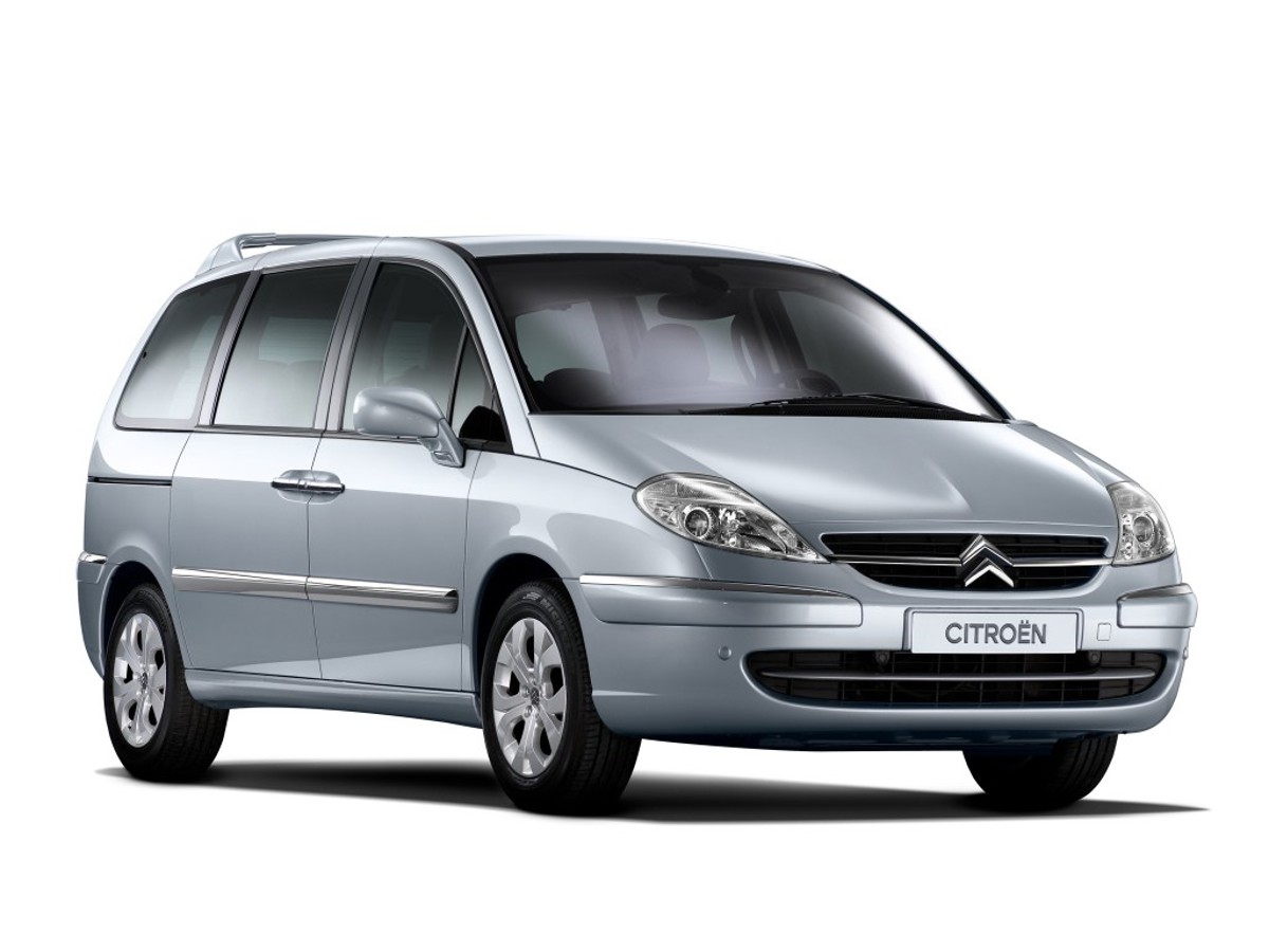 Citroen CITROEN C8 2.0i 16V 4AT (140 HP)