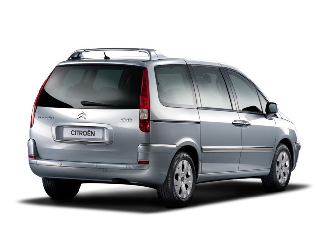 Citroen C8 photo 2
