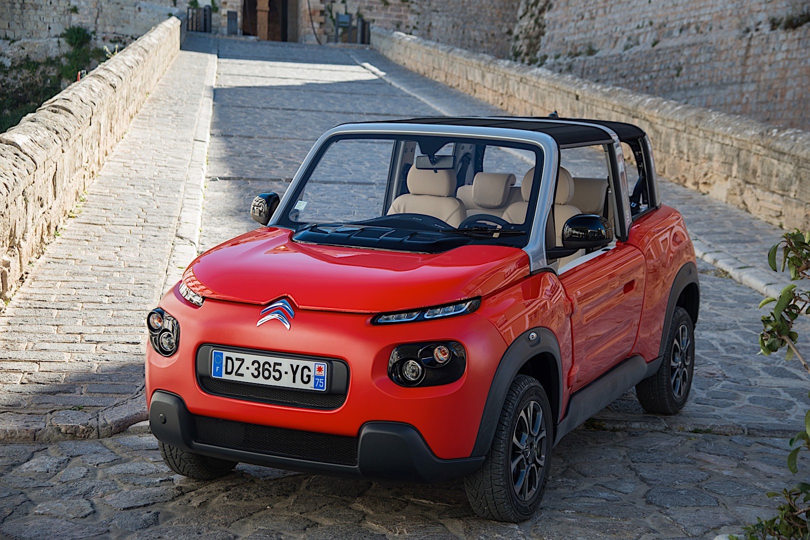 Citroen E-Mehari photo 2