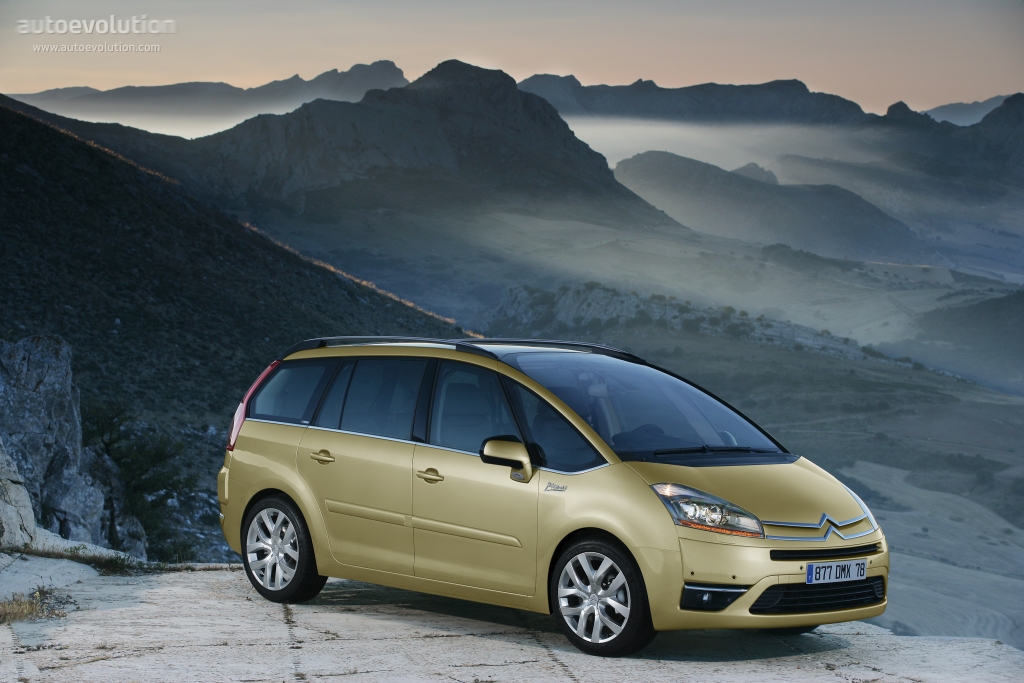 Citroen Grand C4 Picasso photo 2