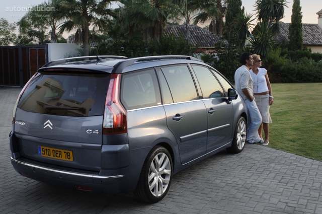 Citroen Grand C4 Picasso photo 8