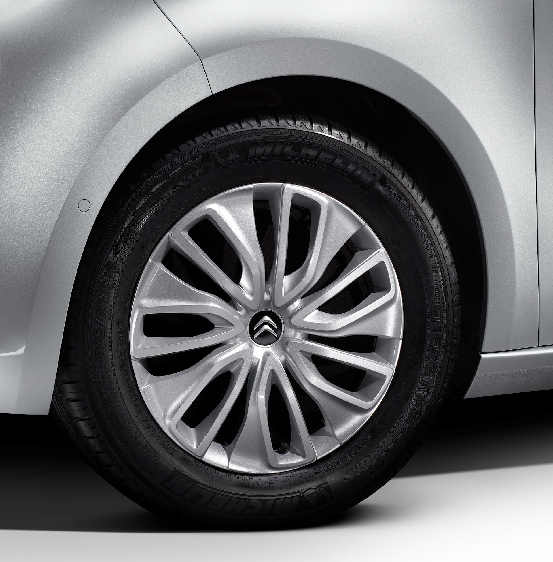 Citroen Grand C4 Picasso photo 2