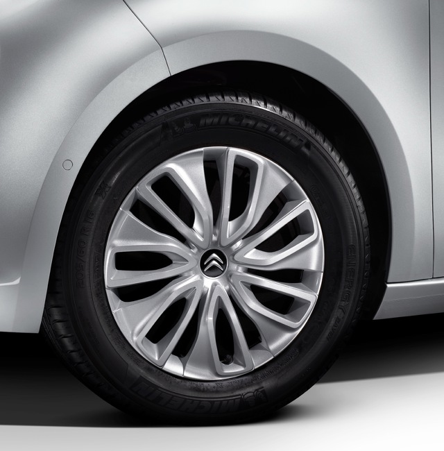 Citroen Grand C4 Picasso photo 2