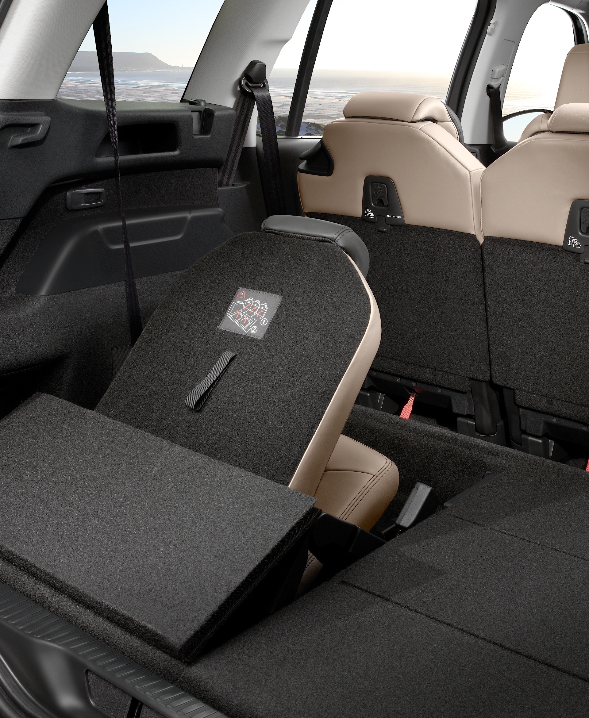 Citroen Grand C4 Picasso photo 64