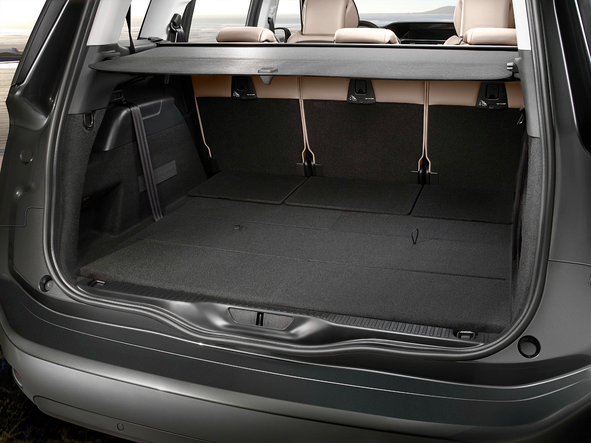 Citroen Grand C4 Picasso photo 68