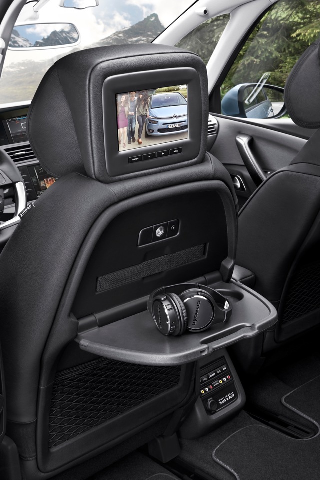 Citroen Grand C4 Picasso photo 74