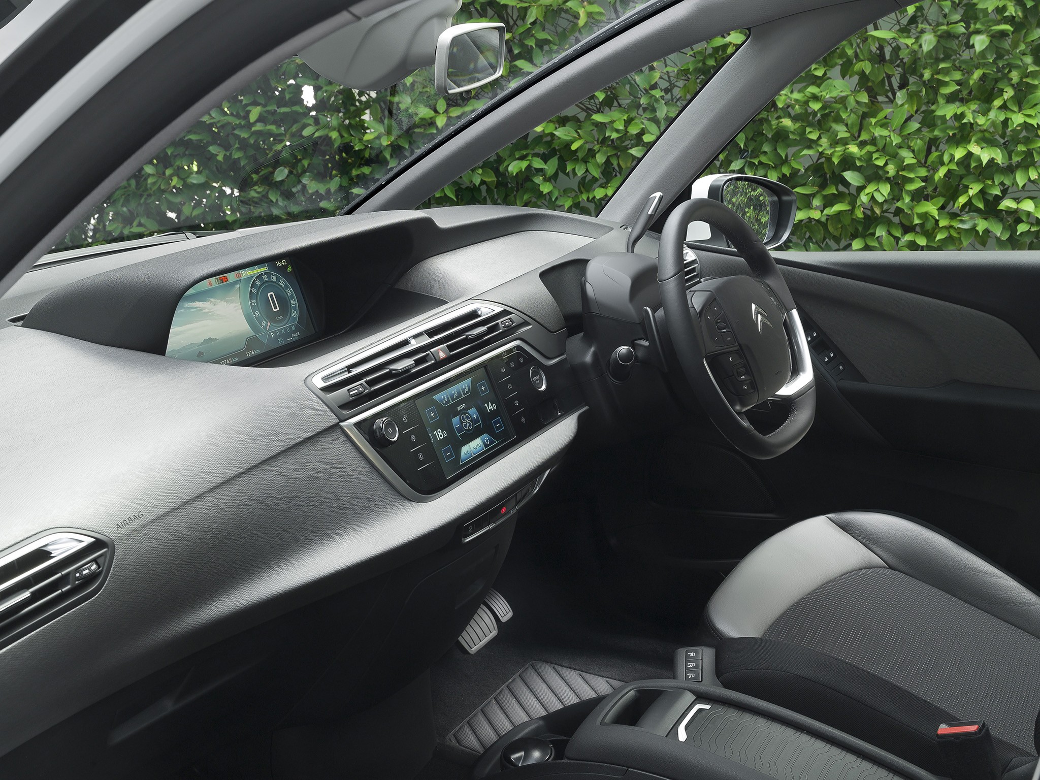 Citroen Grand C4 Picasso photo 81