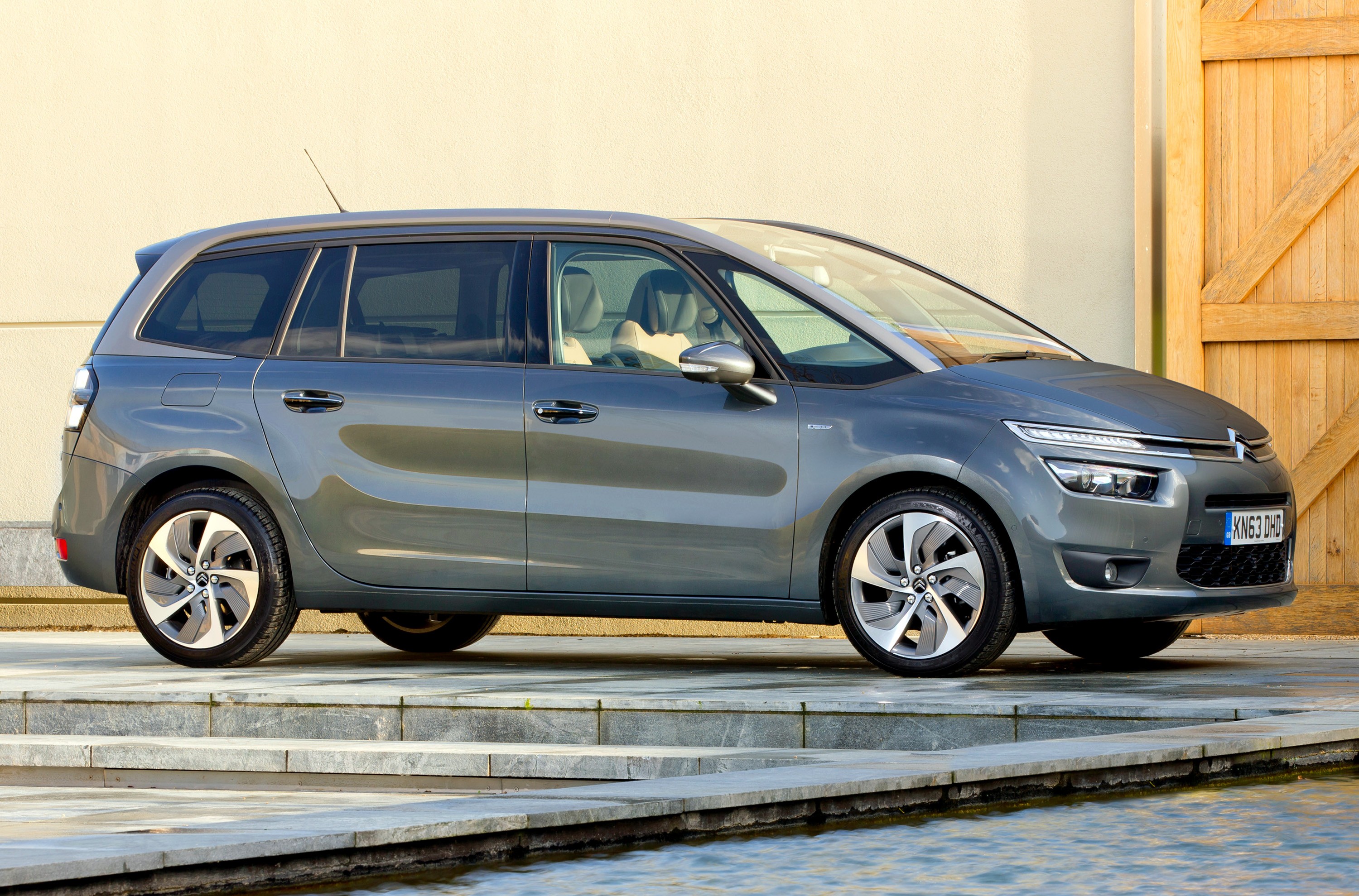 Citroen Grand C4 Picasso photo 32