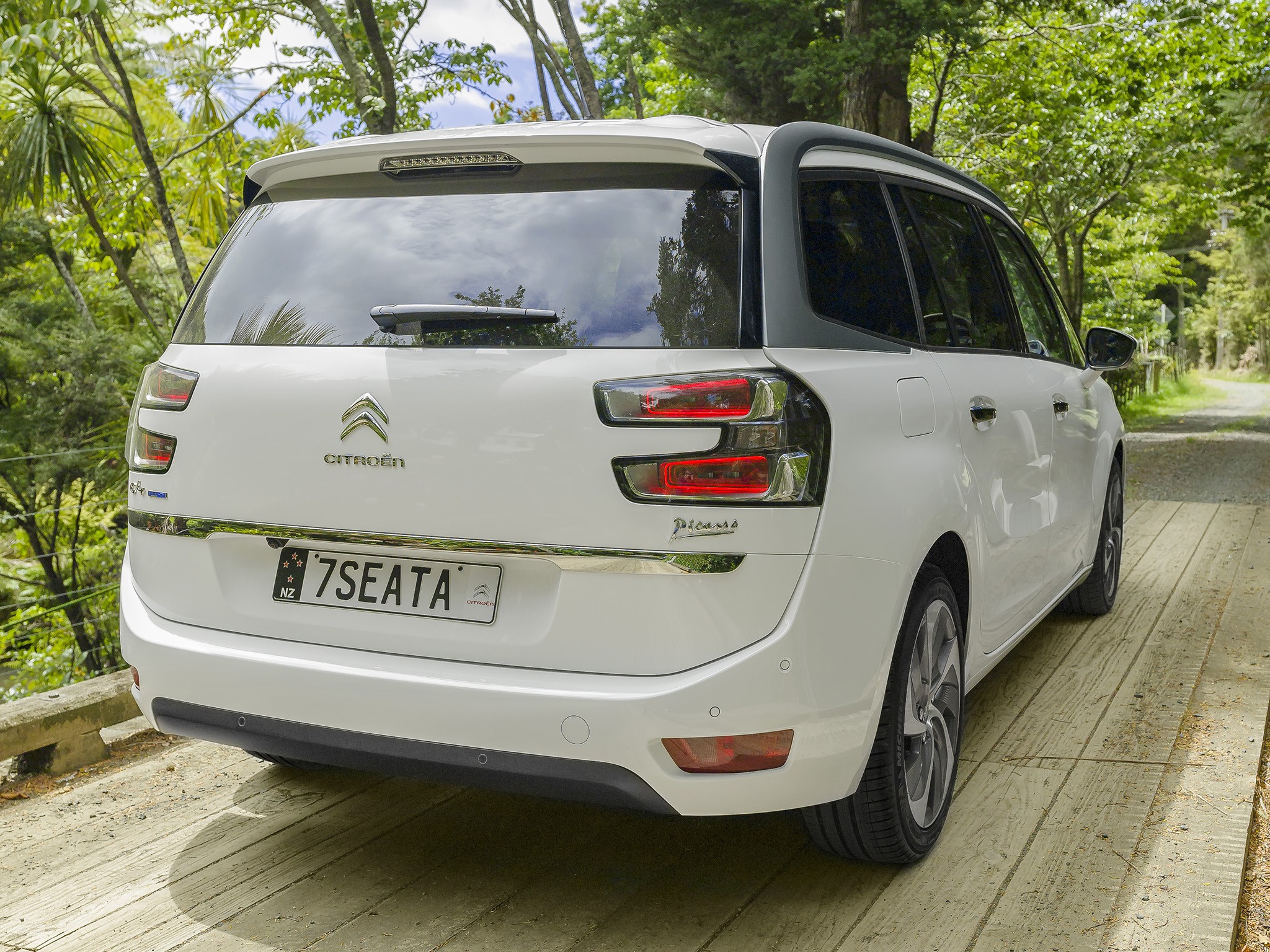 Citroen Grand C4 Picasso photo 46