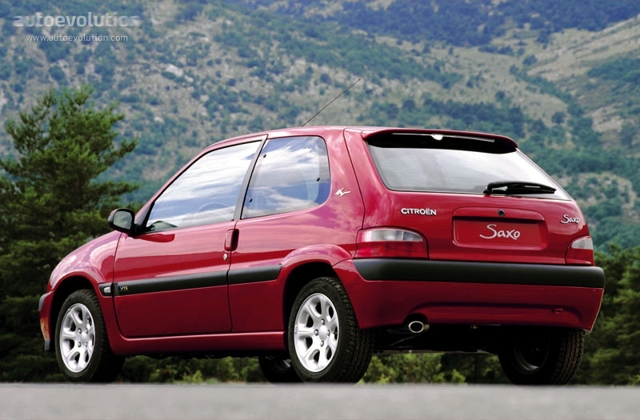 Citroen Saxo 3 Doors photo 2